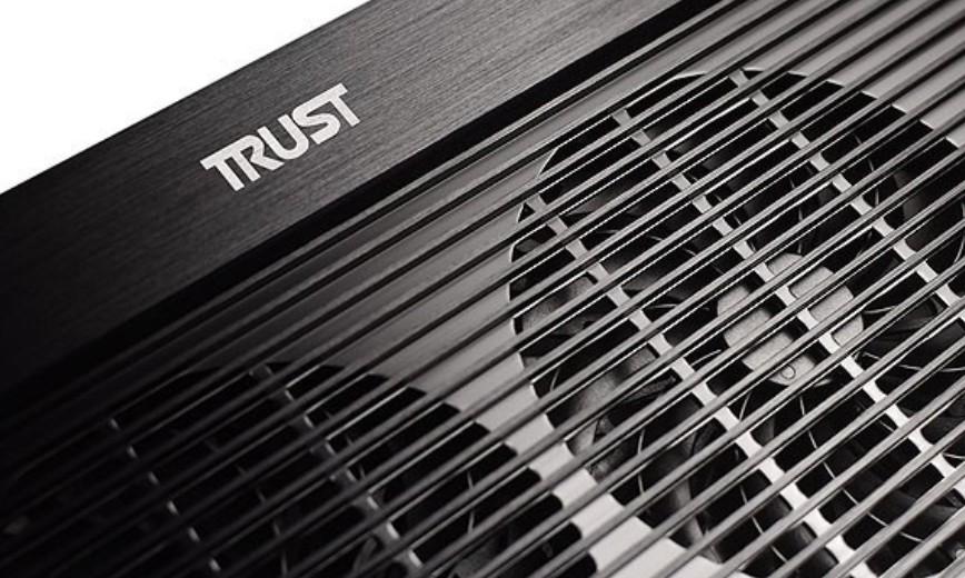 پایه خنک کننده تراست Trust TPAD-8